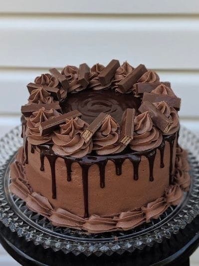 Choco KitKat Cake